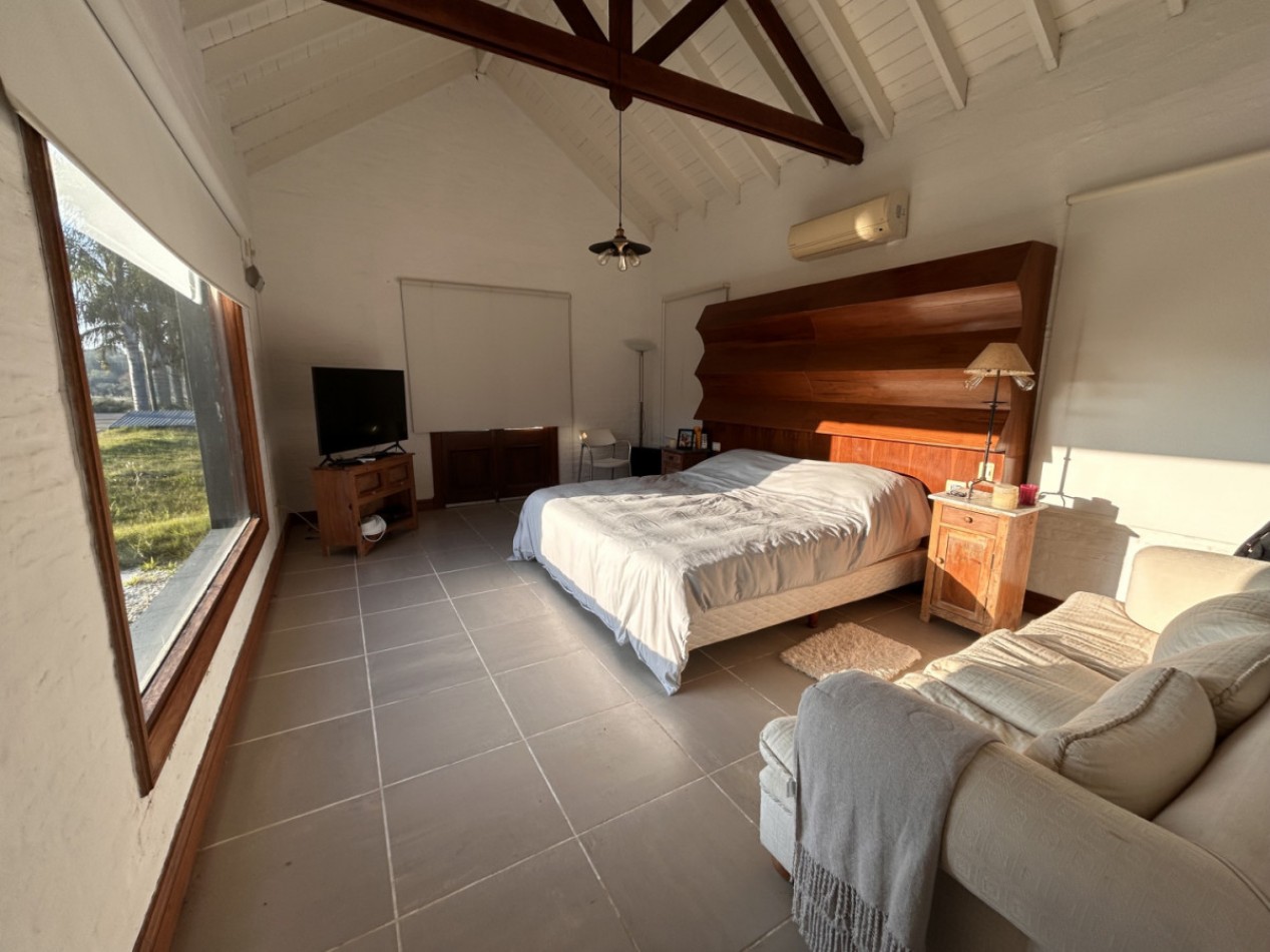 Ferme de 5 hectares avec 7 chambres a Manantiales